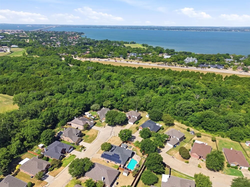 110 Julian Drive Rockwall, TX 75087