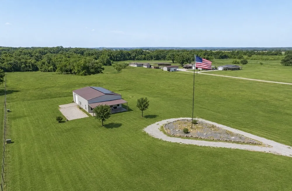 1001 Marigold Court Granbury, TX 76049