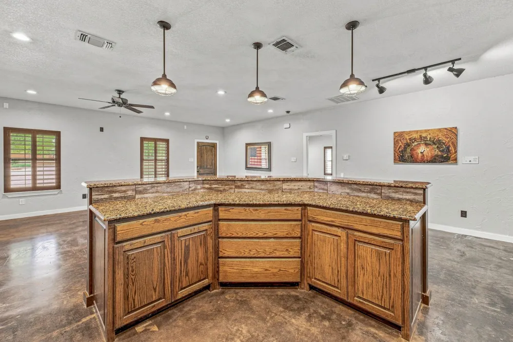 1001 Marigold Court Granbury, TX 76049