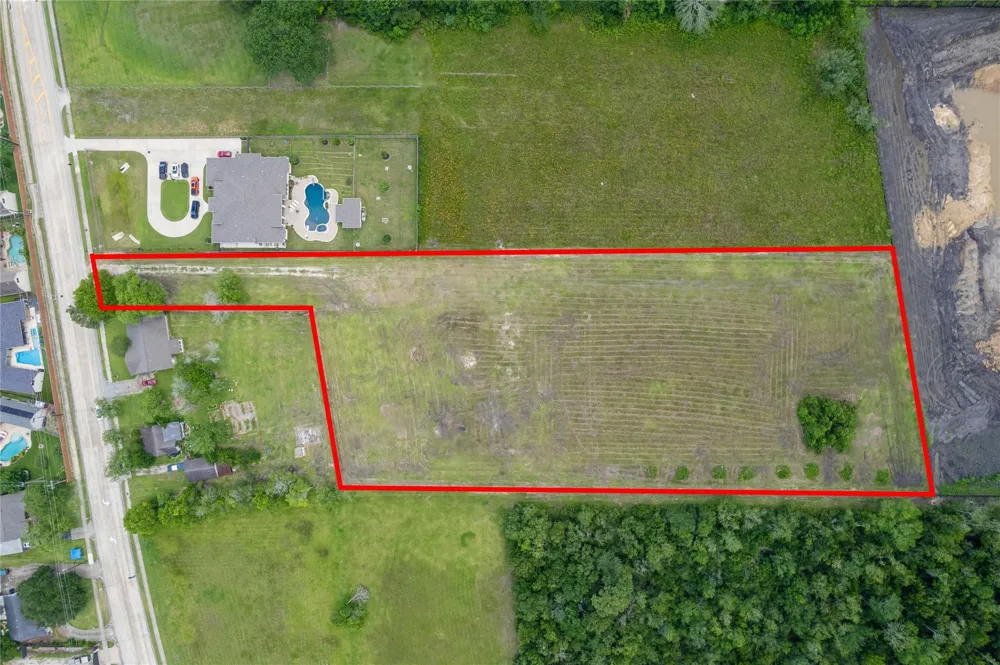 1898 Louisiana Avenue League City, TX 77573