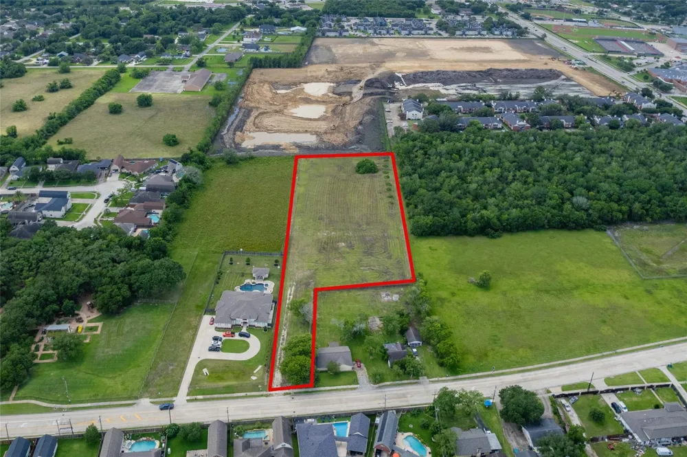 1898 Louisiana Avenue League City, TX 77573
