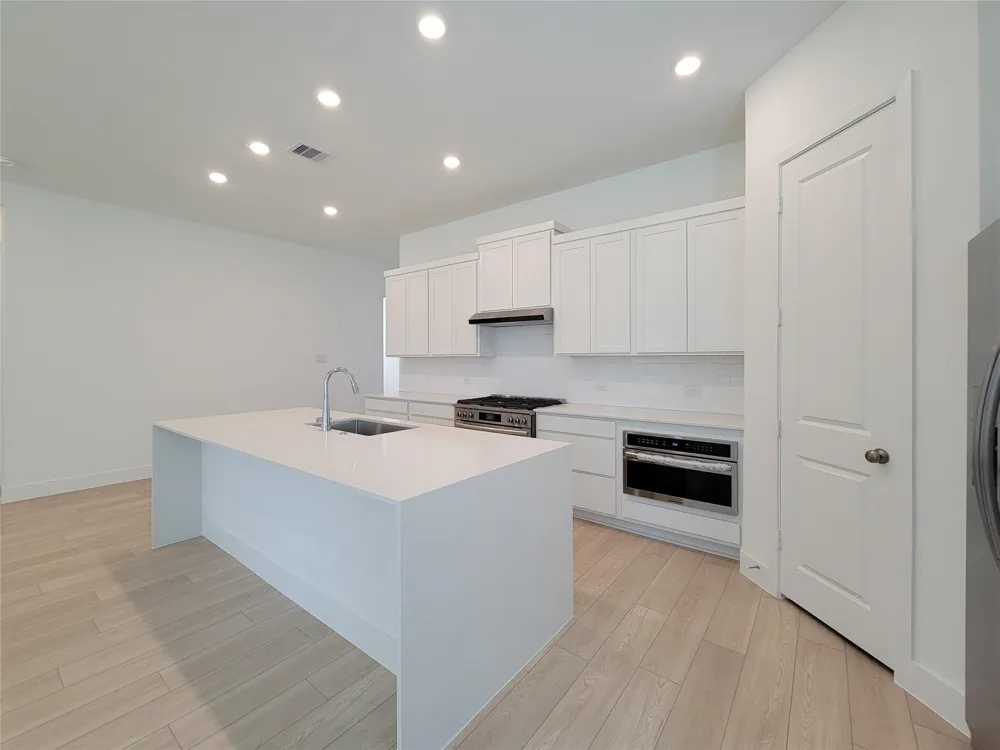 22282 Junction Peak Porter, TX 77365