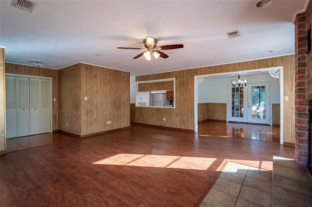 1213 Lakeland Loop Hilltop Lakes, TX 77871