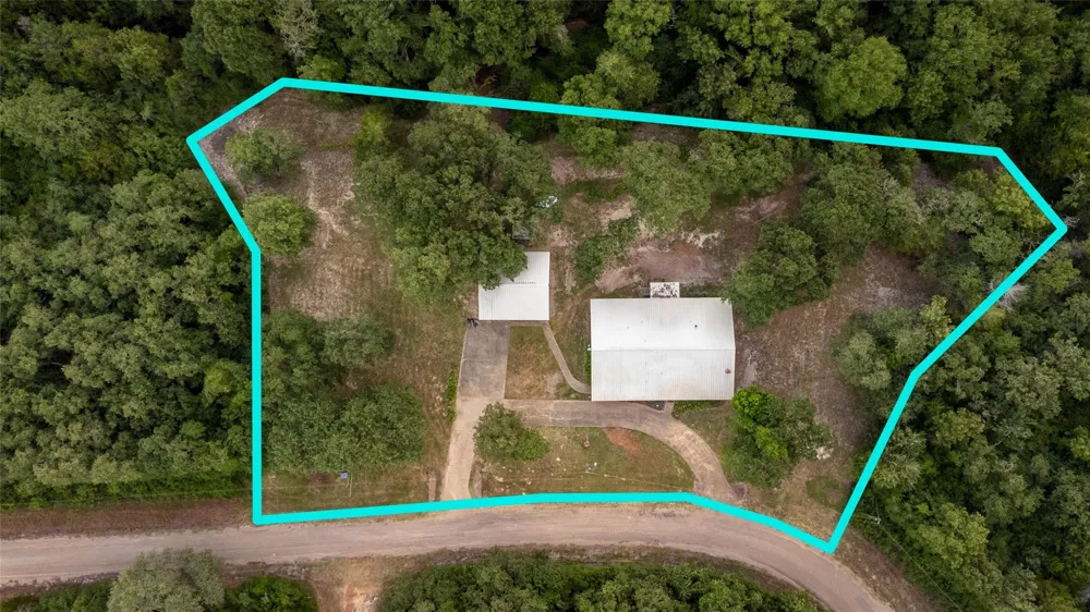 1213 Lakeland Loop Hilltop Lakes, TX 77871