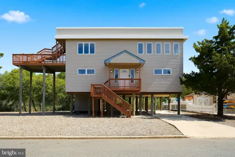 369 TUSCARORA AVENUE