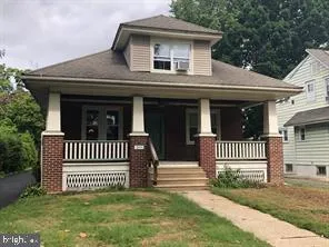 269 W KINGS HIGHWAY