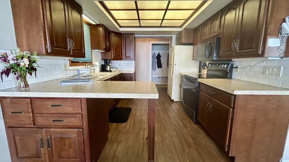 1196 Cherry Drive South Haven, MI 49090