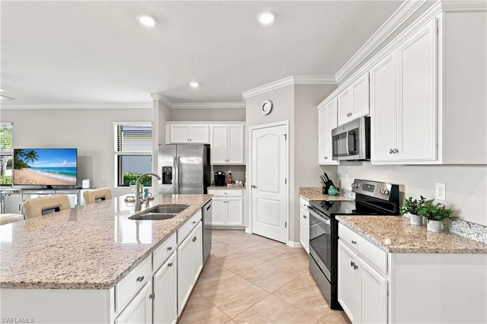 19543 Deming Lane Estero, FL 33928