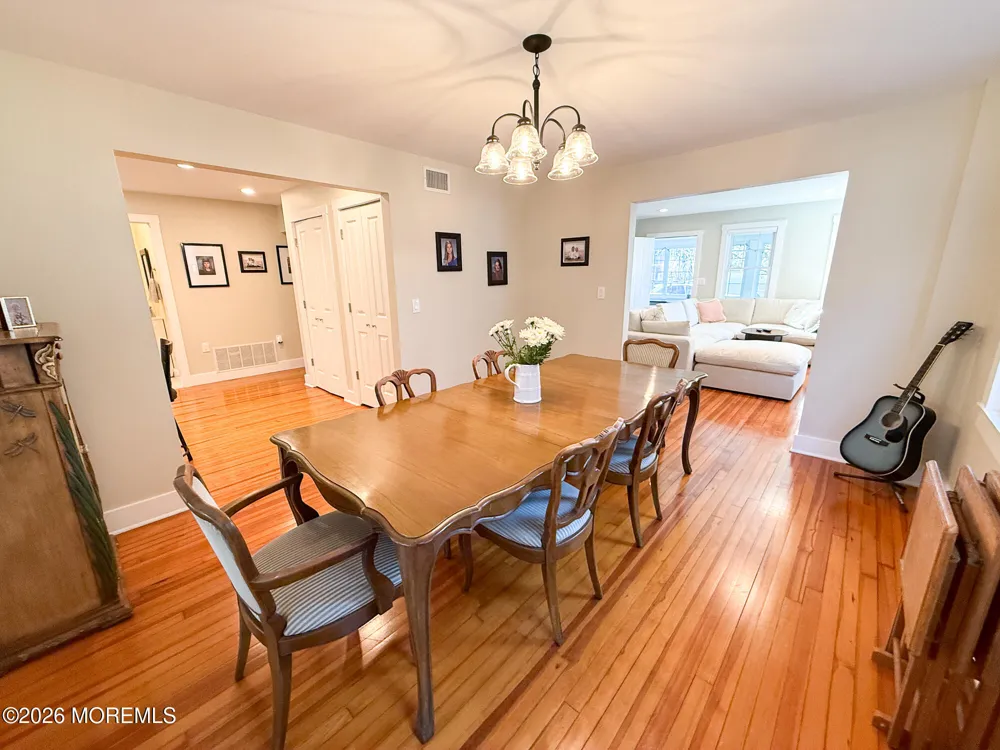 25 Ocean Avenue Manasquan, NJ 08736