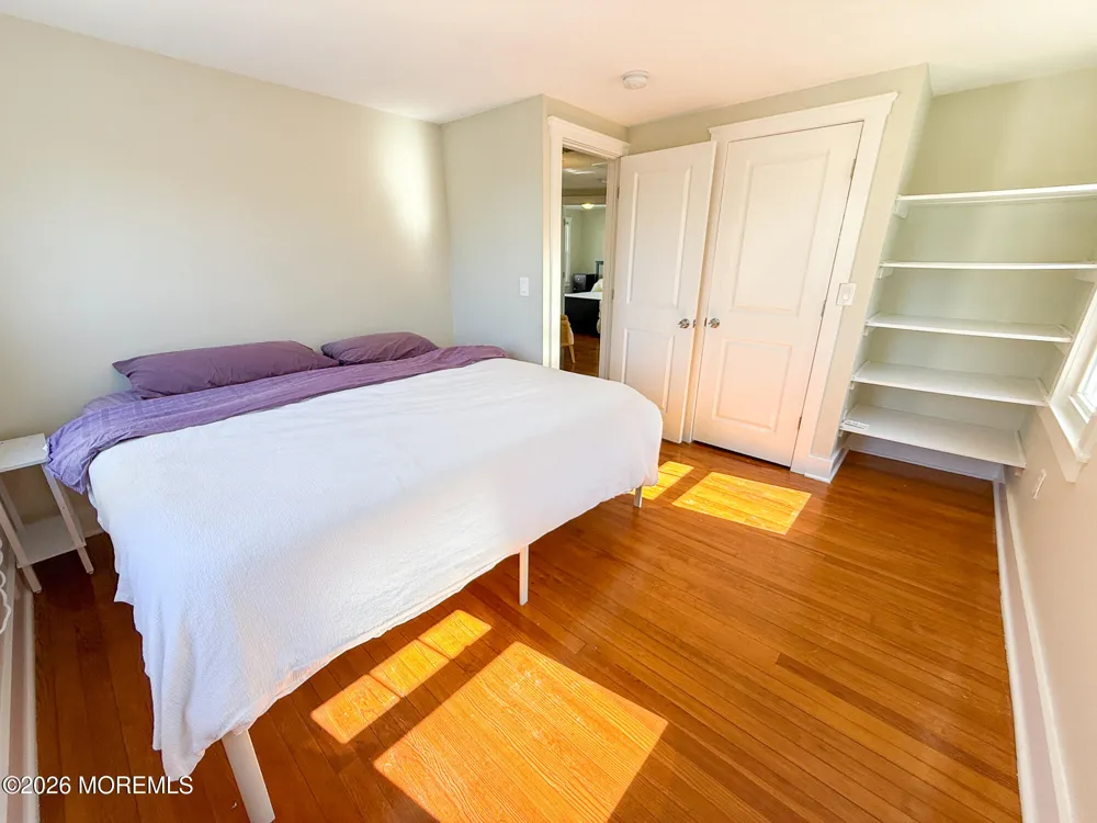 25 Ocean Avenue Manasquan, NJ 08736