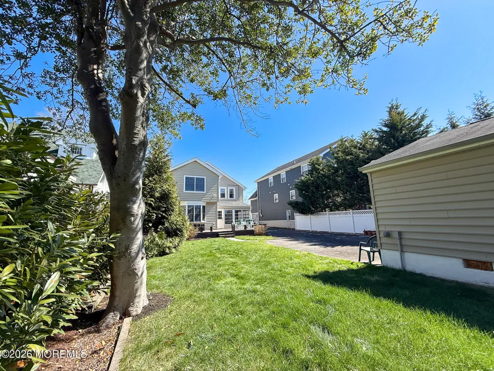 25 Ocean Avenue Manasquan, NJ 08736
