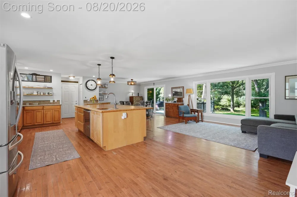 11111 Shadywood Drive Brighton Township, MI 48114