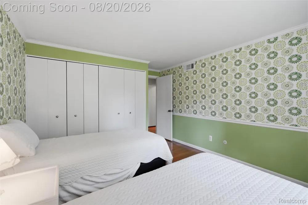 11111 Shadywood Drive Brighton Township, MI 48114
