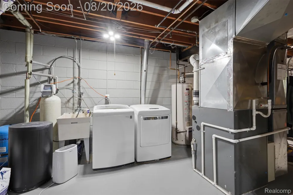 11111 Shadywood Drive Brighton Township, MI 48114