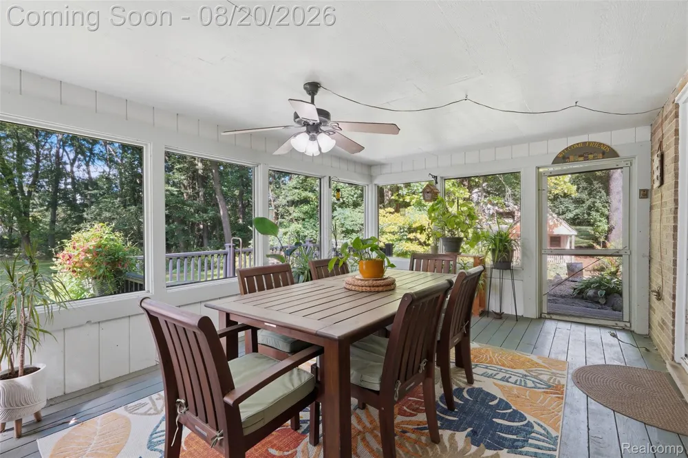 11111 Shadywood Drive Brighton Township, MI 48114