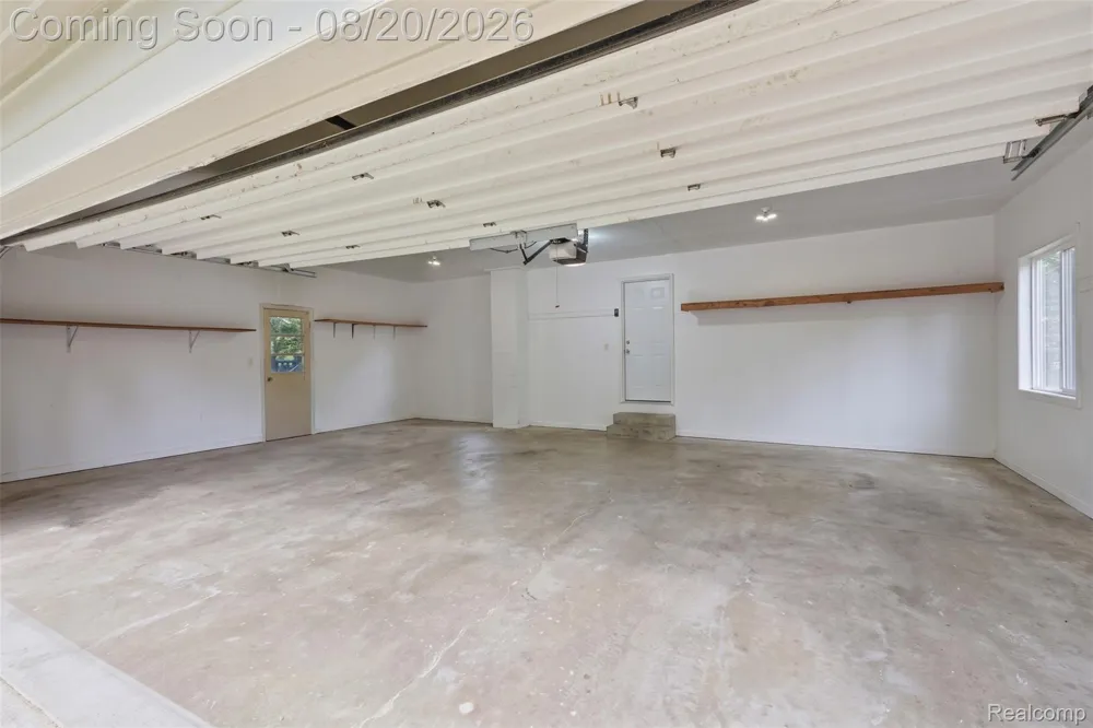 11111 Shadywood Drive Brighton Township, MI 48114