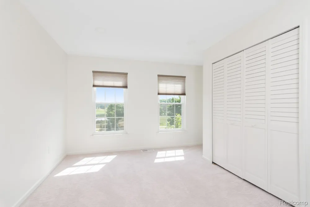 20072 Rodeo Court Southfield City, MI 48075