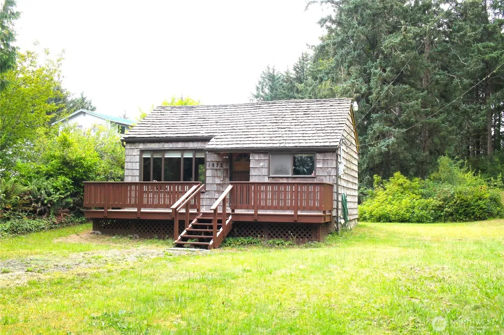 1875 State Route 105 Grayland, WA 98547