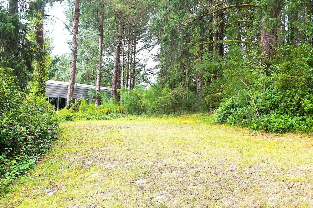 1875 State Route 105 Grayland, WA 98547