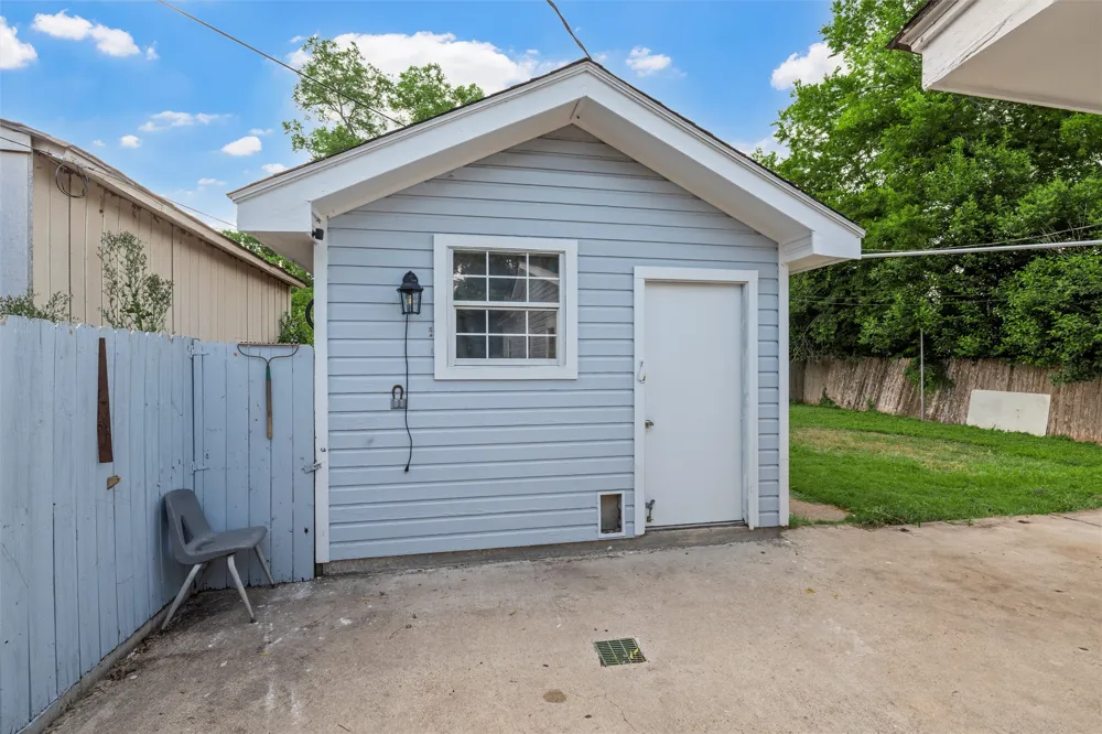 1211 S 17th Street Temple, TX 76504
