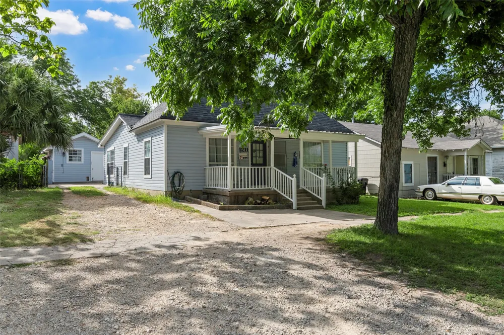 1211 S 17th Street Temple, TX 76504