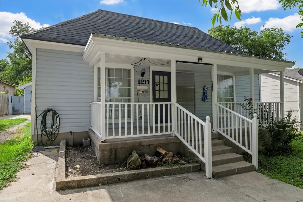 1211 S 17th Street Temple, TX 76504