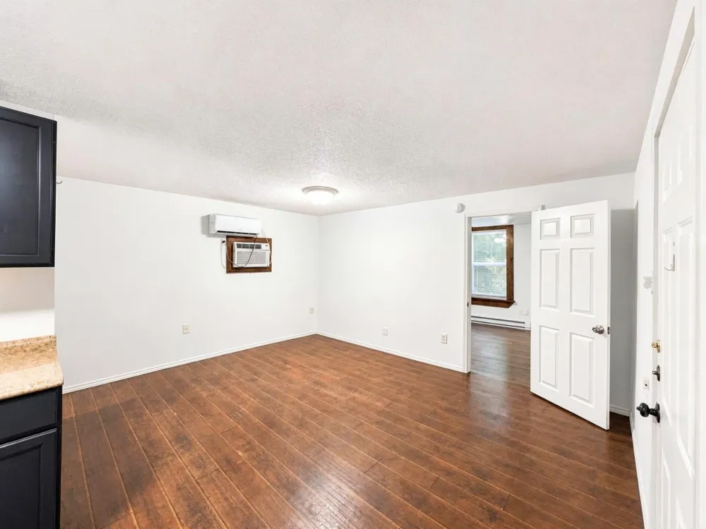 933 Gillham Road #935 Fort Worth, TX 76114