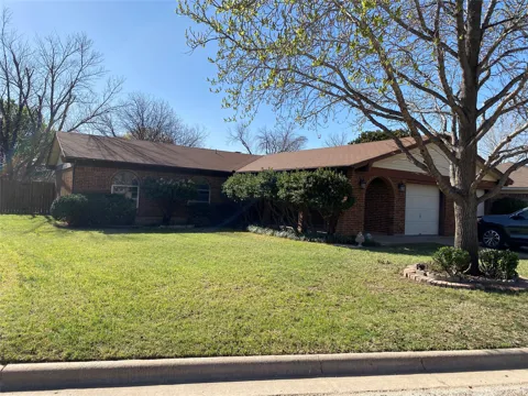 4841 Oaklawn Drive