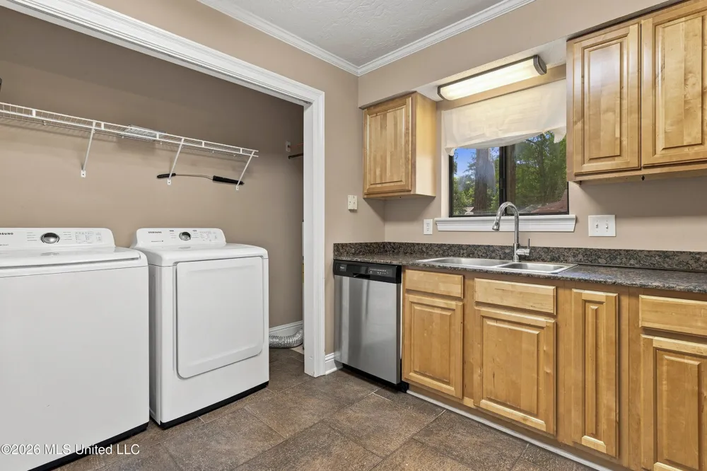 1 Fox Trot Diamondhead, MS 39525