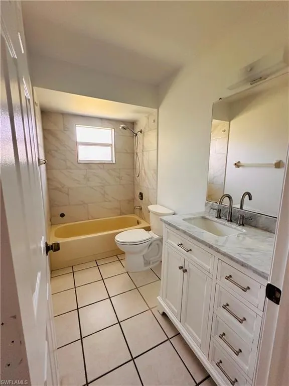 4920 Vincennes Court #103 Cape Coral, FL 33904