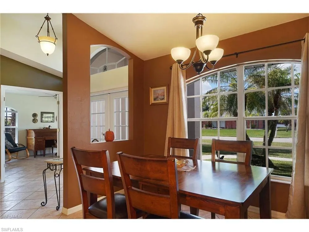 703 SW Santa Barbara Place Cape Coral, FL 33991