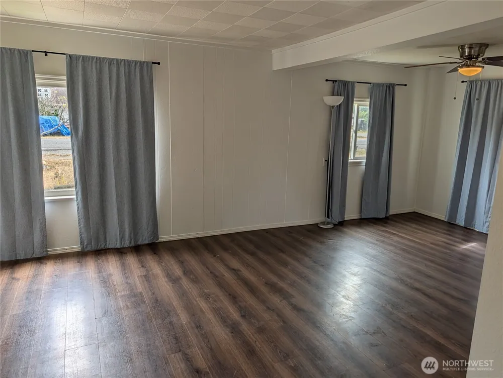 6701 V PLACE Long Beach, WA 98631