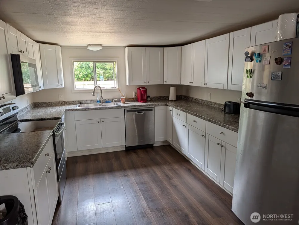 6701 V PLACE Long Beach, WA 98631