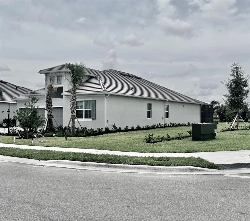 19227 SCALLOP LOOP Lakewood Ranch, FL 34211