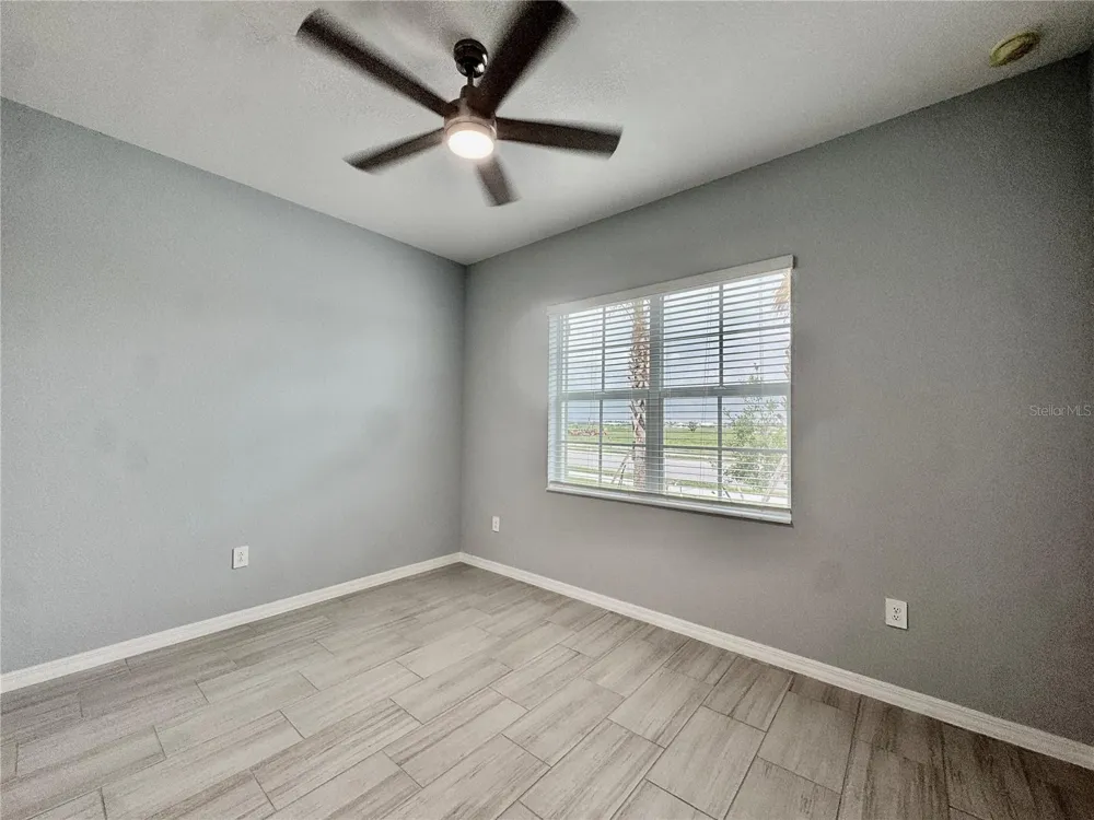 19227 SCALLOP LOOP Lakewood Ranch, FL 34211