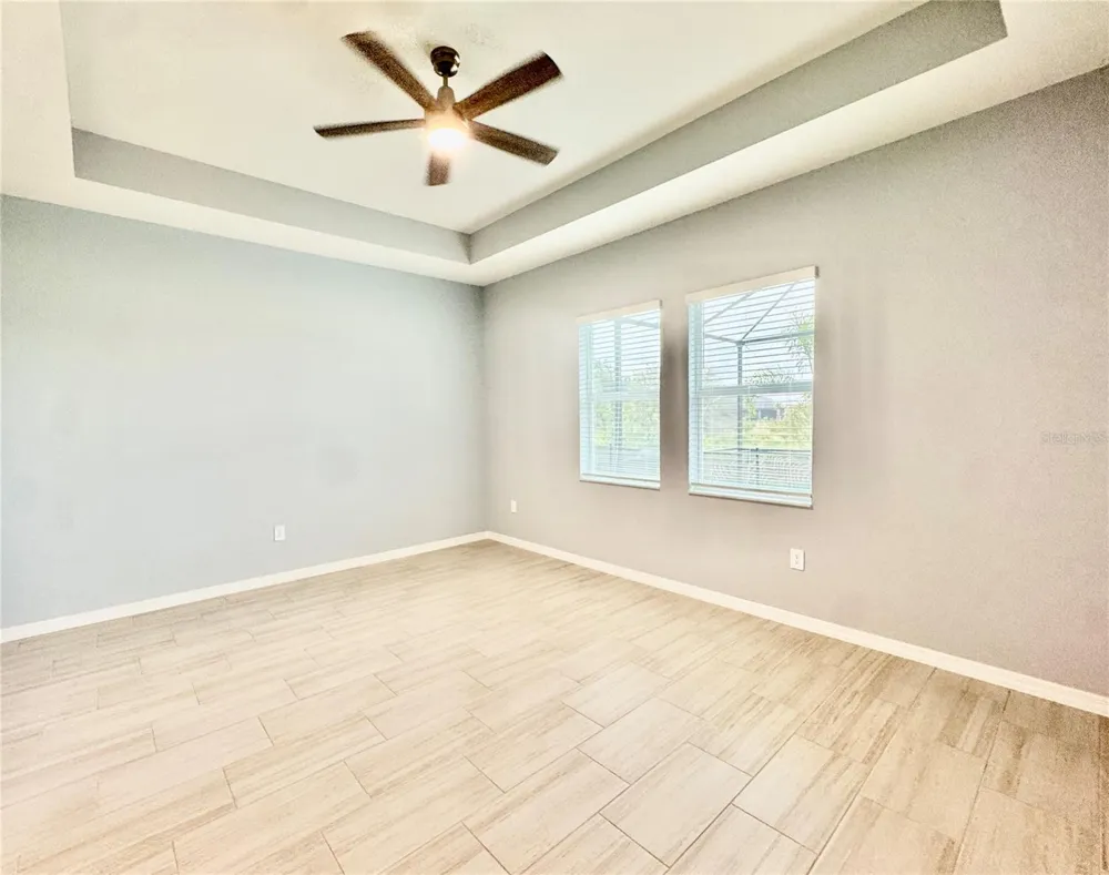 19227 SCALLOP LOOP Lakewood Ranch, FL 34211