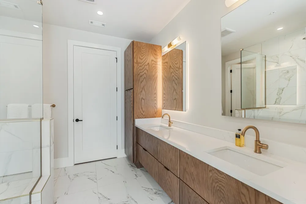 321 31st Ave #111 Nashville, TN 37203