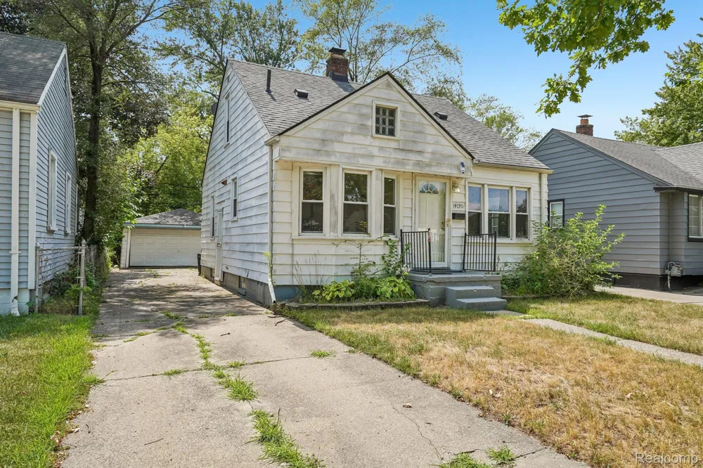 19120 Woodside Street Harper Woods City, MI 48225