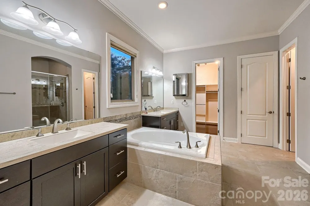 8701 Whitehawk Hill Road Waxhaw, NC 28173
