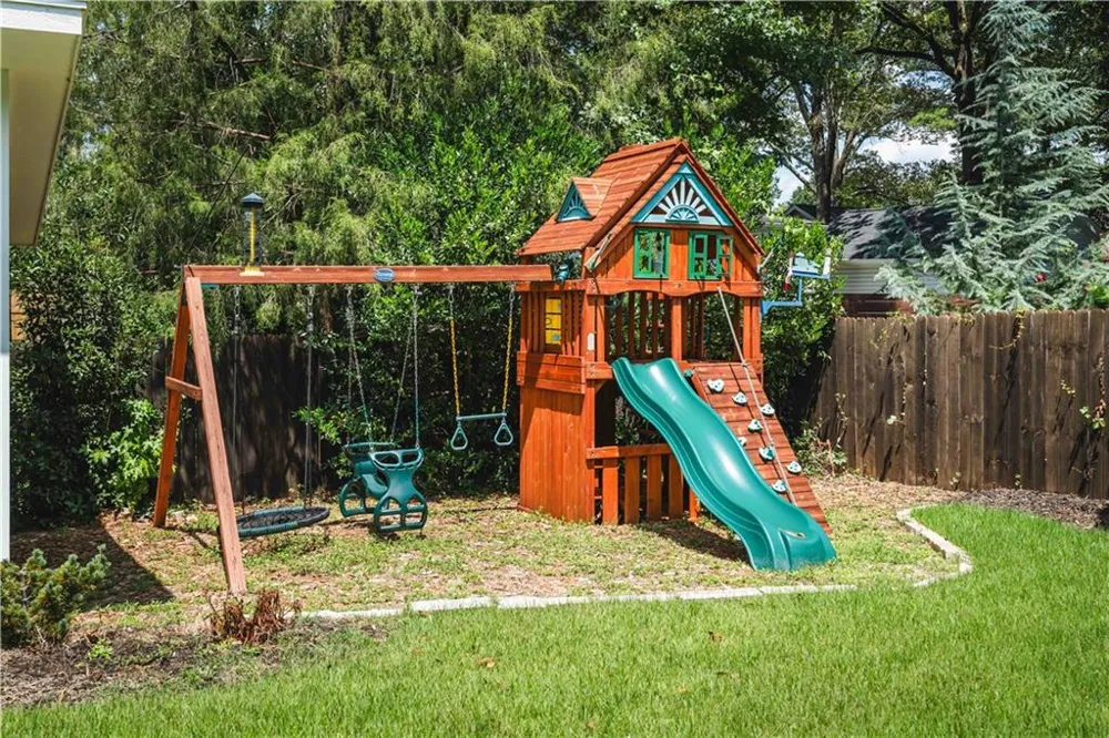 4084 Comanche Drive Tucker, GA 30084