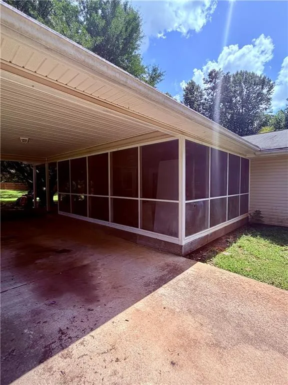 7447 Old Cornelia Highway Alto, GA 30510