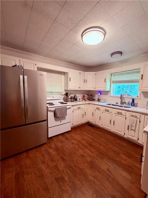 7447 Old Cornelia Highway Alto, GA 30510