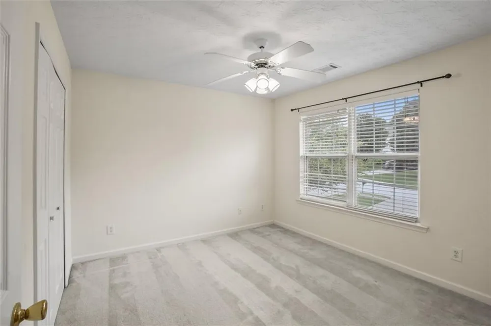 2643 WHISPERING PINES DRIVE Grayson, GA 30017