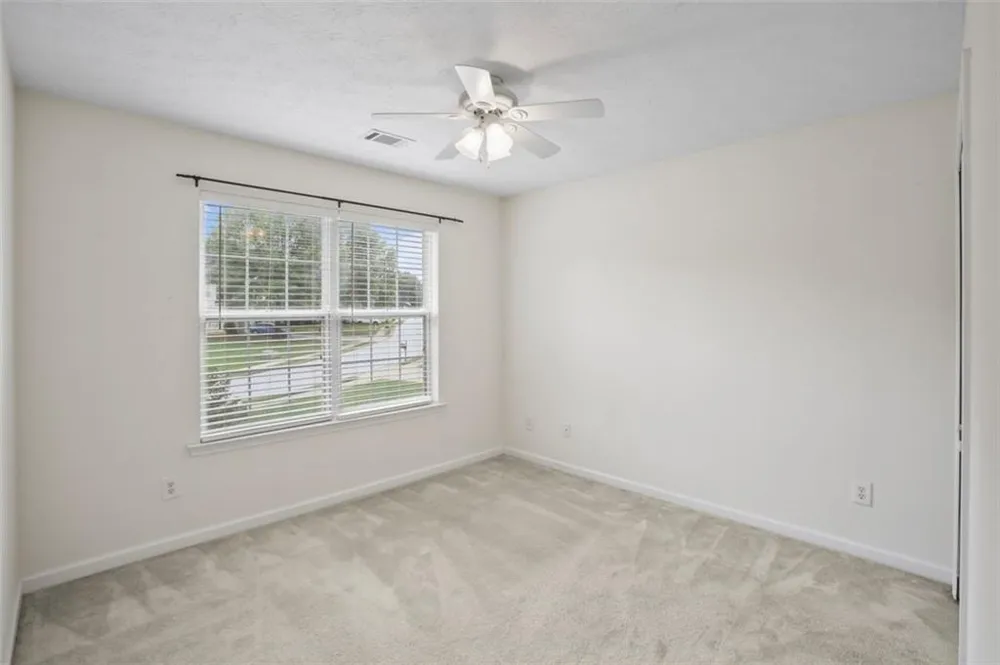 2643 WHISPERING PINES DRIVE Grayson, GA 30017