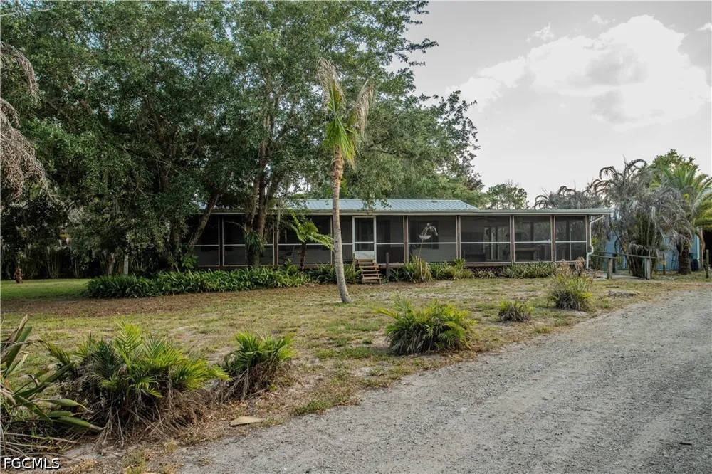 Packinghouse Road Alva, FL 33920