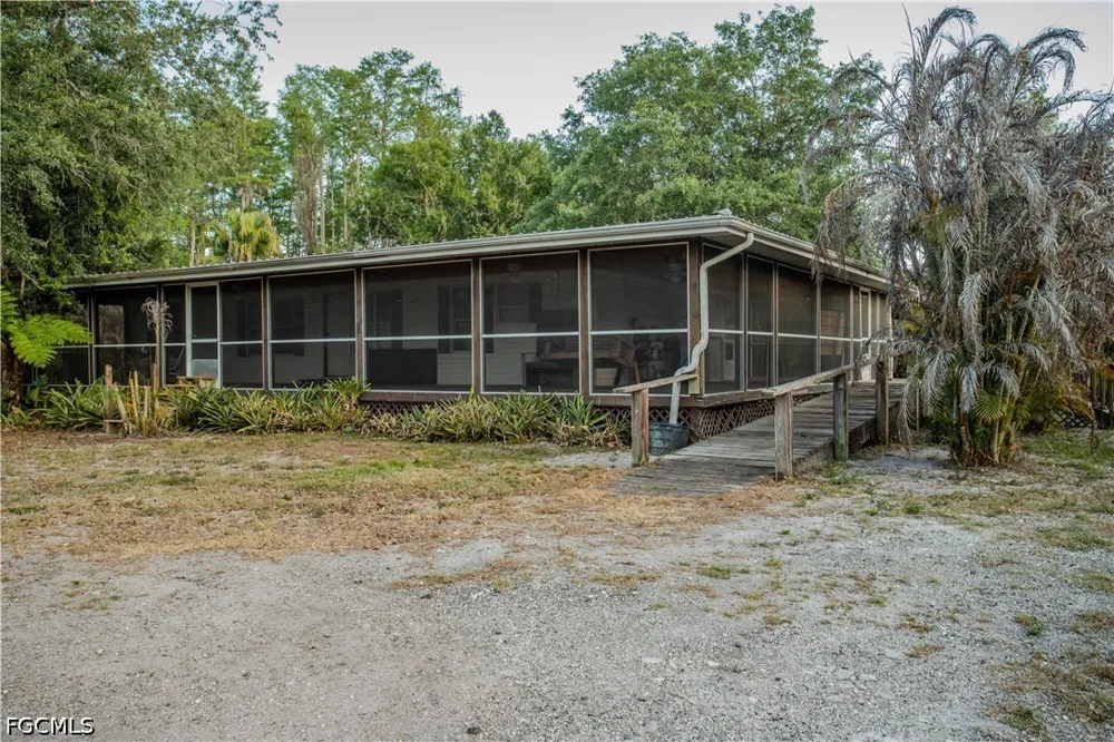 Packinghouse Road Alva, FL 33920