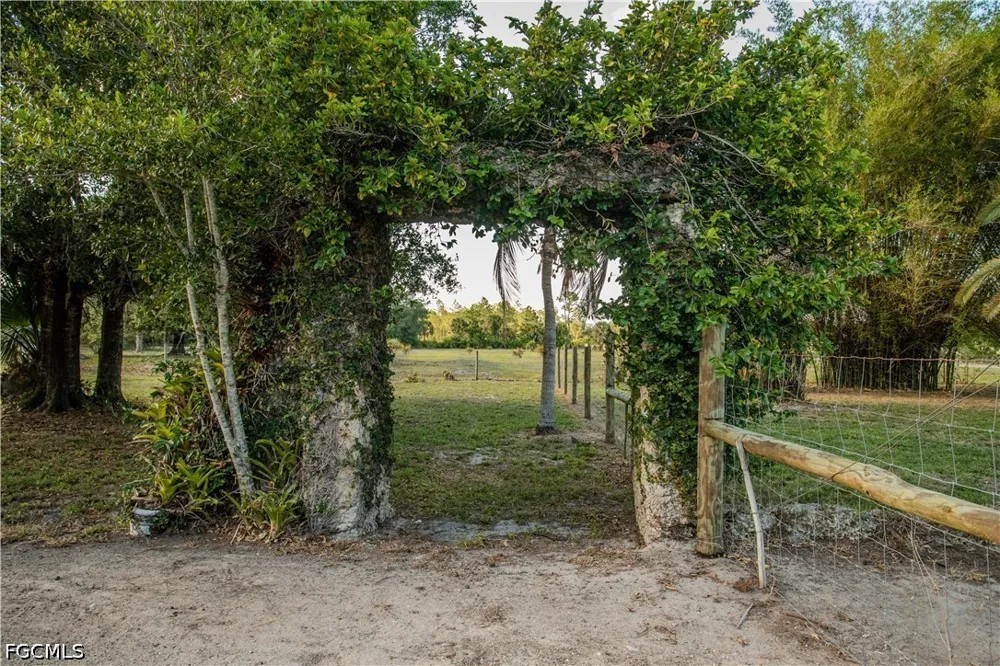 Packinghouse Road Alva, FL 33920
