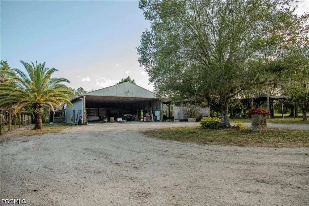 Packinghouse Road Alva, FL 33920