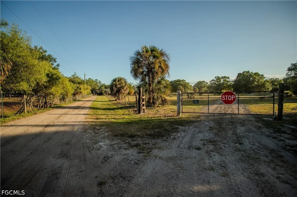 Packinghouse Road Alva, FL 33920
