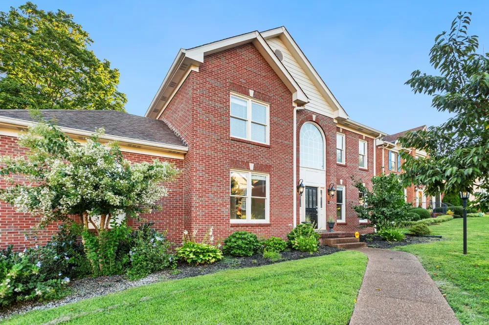 113 Doral Ln Hendersonville, TN 37075